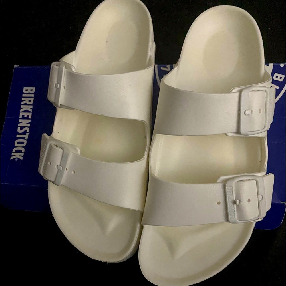 BIRKENSTOCK